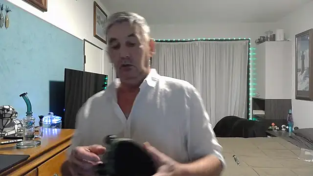ChunkyMonkey007 online show from December 24, 2024, 12:11 pm