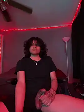 plutomf online show from October 9, 2025, 3:51 am