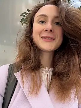 Snapshot of Dina_Tease chatting on October 24, 2025, 9:19 am Dina Tease online show from October 24, 2025, 9:19 am