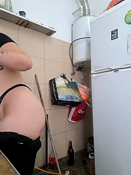 CAT28004 online show from December 1, 2025, 3:24 pm