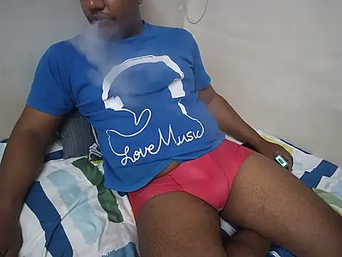 Snapshot of Lundmasti69 chatting on July 2, 2026, 10:38 pm Lundmasti69 online show from July 2, 2026, 10:38 pm