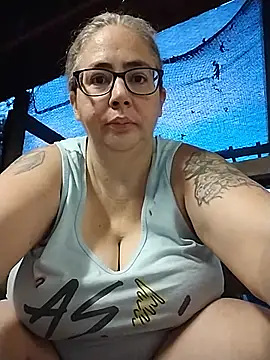 Snapshot of GraceHenderson chatting on July 25, 2026, 2:41 am GraceHenderson online show from July 25, 2026, 2:41 am