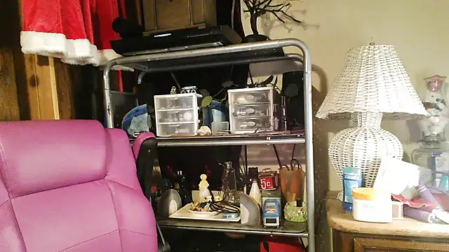 Snapshot of GraceHenderson chatting on July 25, 2026, 6:03 pm GraceHenderson online show from July 25, 2026, 6:03 pm