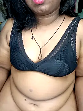 Snapshot of niketa__ chatting on February 14, 2025, 10:14 pm niketa online show from February 14, 2025, 10:14 pm