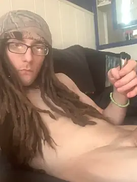 Snapshot of thiccplamp chatting on December 23, 2024, 6:58 pm thiccplamp online show from December 23, 2024, 6:58 pm