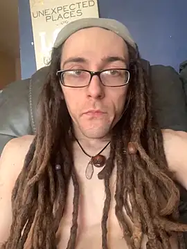 Snapshot of thiccplamp chatting on January 8, 2025, 4:00 pm thiccplamp online show from January 8, 2025, 4:00 pm