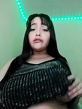 jacksyangeel2 online show from January 18, 2026, 7:12 am