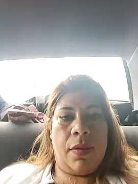 Snapshot of Laura-Hernandez chatting on February 26, 2025, 2:59 pm Laura-Hernandez online show from February 26, 2025, 2:59 pm