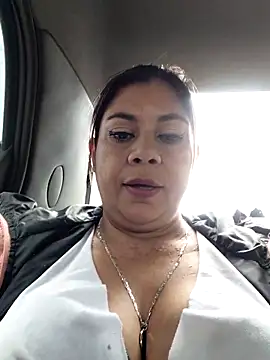 Laura-Hernandez online show from March 9, 2026, 3:59 pm