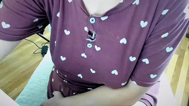 Snapshot of bigb00tyjudyyX chatting on July 31, 2026, 2:58 pm bigb00tyjudyyX online show from July 31, 2026, 2:58 pm