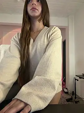 aly golden  online show from February 2, 2026, 5:28 am