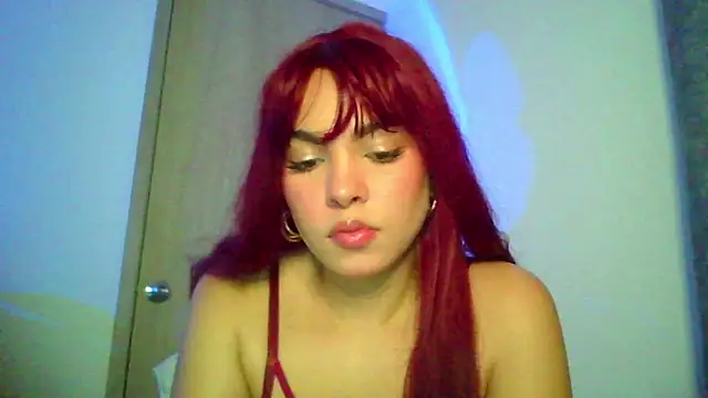 Snapshot of Kiri_Cutee chatting on November 10, 2025, 4:39 am Kiri Cutee online show from November 10, 2025, 4:39 am