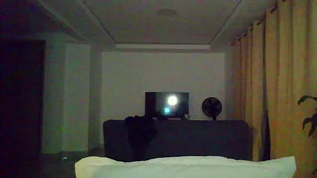 Snapshot of Kiri_Cutee chatting on November 28, 2025, 4:56 am Kiri Cutee online show from November 28, 2025, 4:56 am