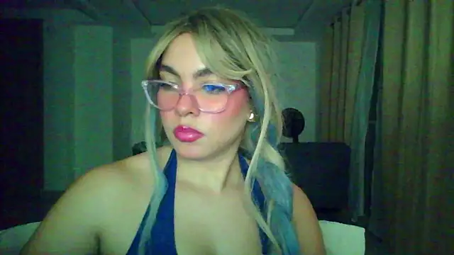 Kiri Cutee online show from December 4, 2025, 4:33 am