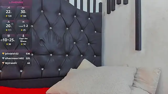 Kenia Fox online show from March 1, 2025, 7:26 pm