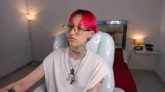 ravengreen  online show from January 25, 2025, 10:50 pm