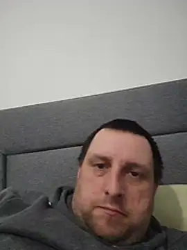 Snapshot of HE-M123 chatting on June 6, 2026, 10:37 pm HE-M123 online show from June 6, 2026, 10:37 pm
