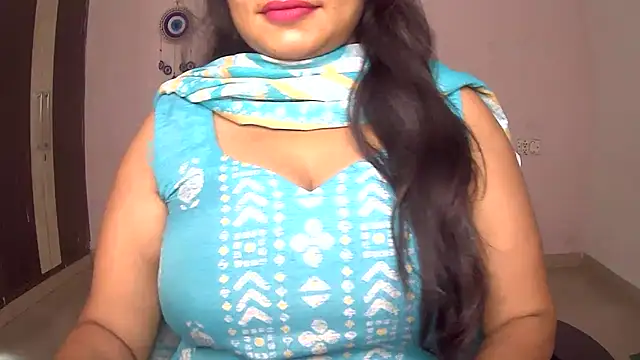 Snapshot of Swetaa_ chatting on September 13, 2025, 2:11 am Swetaa online show from September 13, 2025, 2:11 am