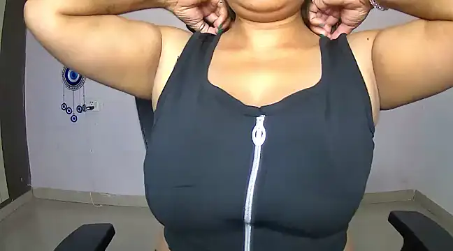 Snapshot of Swetaa_ chatting on March 15, 2025, 2:12 pm Swetaa online show from March 15, 2025, 2:12 pm