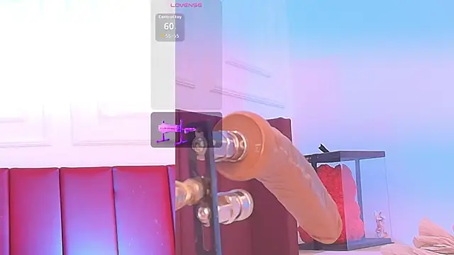 Luna monroe  online show from March 16, 2026, 4:43 pm