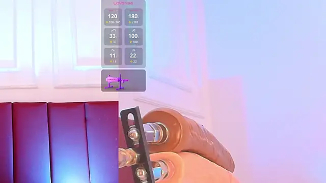 Luna monroe  online show from March 8, 2026, 5:27 pm