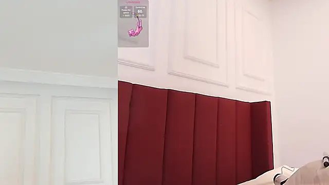 Luna monroe  online show from February 26, 2025, 10:49 am