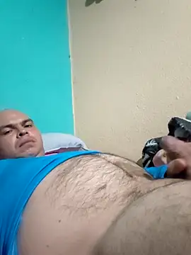 Snapshot of Camilo-31RI chatting on February 9, 2026, 11:19 am Camilo-31RI online show from February 9, 2026, 11:19 am