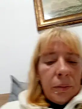 Lady kiss331 online show from December 28, 2024, 10:23 pm