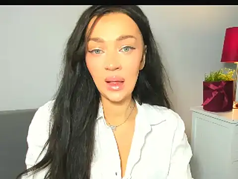 Snapshot of OliviaFantasy chatting on February 3, 2026, 10:31 am OliviaFantasy online show from February 3, 2026, 10:31 am