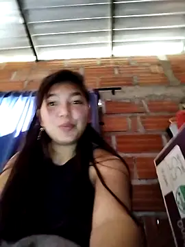 Snapshot of nattilove_ chatting on December 25, 2024, 4:32 pm nattilove online show from December 25, 2024, 4:32 pm