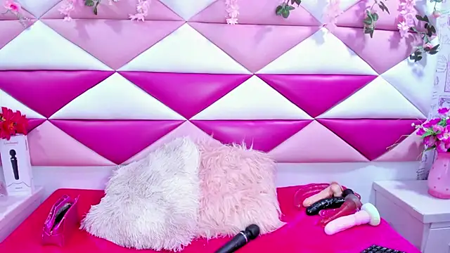 SalmaSantos online show from October 31, 2025, 2:30 am