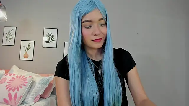 Maia W10 online show from October 7, 2025, 12:28 pm