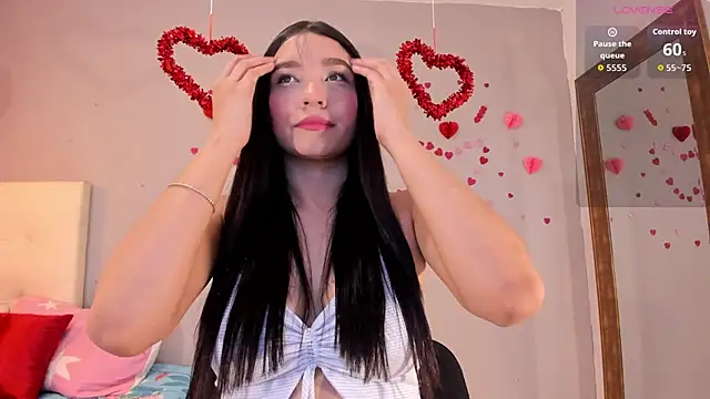 Snapshot of Maia_W10 chatting on February 17, 2026, 12:46 pm Maia W10 online show from February 17, 2026, 12:46 pm