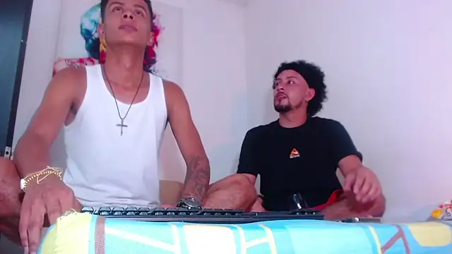 enjoy vibes online show from November 25, 2025, 11:27 pm