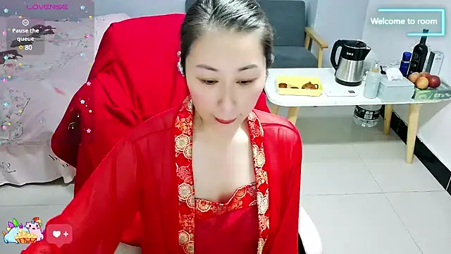 Fringya online show from February 4, 2025, 12:44 pm