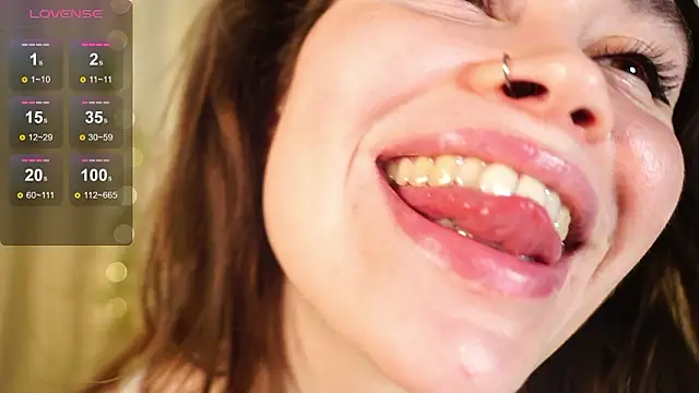 Snapshot of alma_yammy chatting on February 15, 2026, 7:02 pm alma yammy online show from February 15, 2026, 7:02 pm