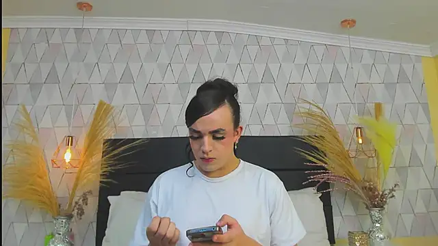 JustinePerry online show from February 8, 2026, 3:26 am