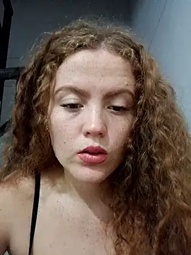 Mia fooxx  online show from January 17, 2026, 12:48 am