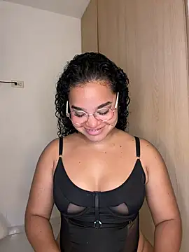 Lucy wilson5 online show from February 9, 2025, 3:53 am