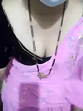 Snapshot of aliseanu chatting on February 3, 2025, 1:40 pm aliseanu online show from February 3, 2025, 1:40 pm