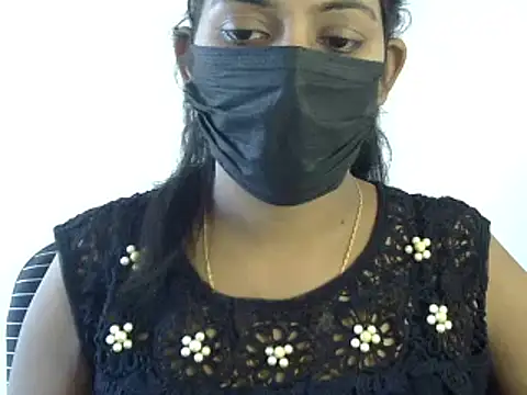 Snapshot of Niharikaa_Reddy chatting on January 3, 2025, 6:44 am Niharikaa Reddy online show from January 3, 2025, 6:44 am