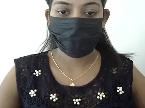 Snapshot of Niharikaa_Reddy chatting on January 3, 2025, 3:38 am Niharikaa Reddy online show from January 3, 2025, 3:38 am