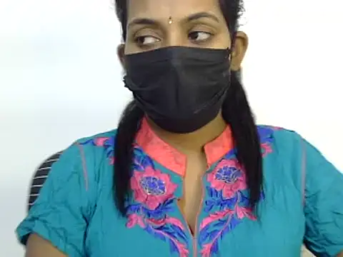 Snapshot of Niharikaa_Reddy chatting on January 17, 2025, 9:06 pm Niharikaa Reddy online show from January 17, 2025, 9:06 pm