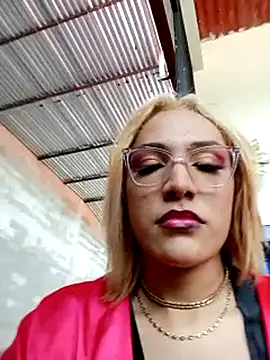 Snapshot of alexandra_lorens chatting on March 13, 2025, 7:50 pm alexandra lorens online show from March 13, 2025, 7:50 pm