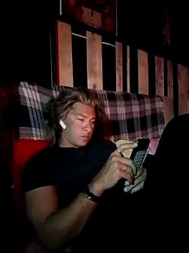 Lovely milk online show from October 20, 2025, 7:58 pm