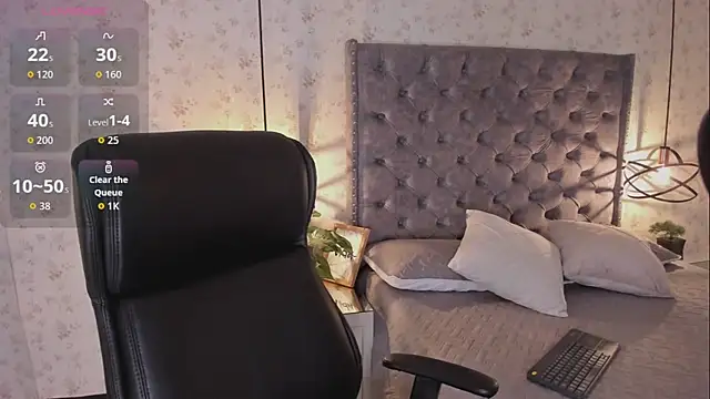 LanaJones  online show from July 15, 2026, 1:51 pm