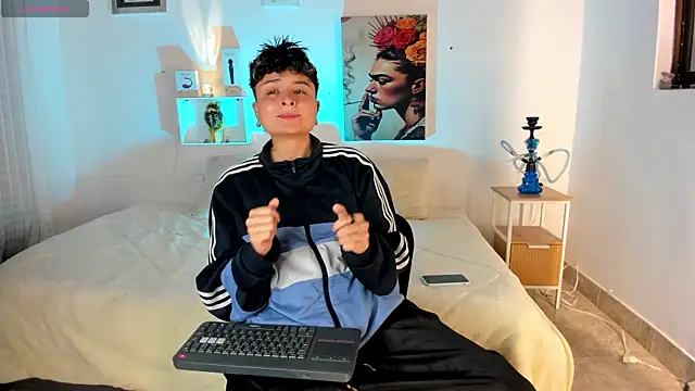 ZuryRamirez  online show from July 12, 2026, 8:09 pm