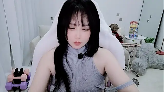 Vaness-a online show from March 23, 2026, 6:52 pm