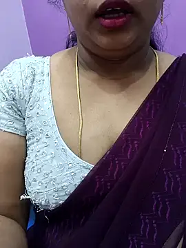 Snapshot of Vaishali90 chatting on January 28, 2025, 4:30 pm Vaishali90 online show from January 28, 2025, 4:30 pm