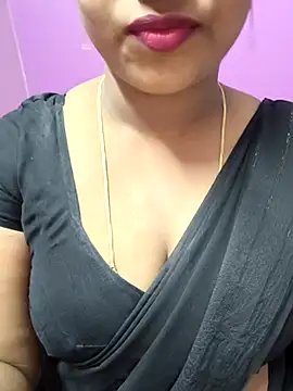 Snapshot of Vaishali90 chatting on February 20, 2025, 5:41 pm Vaishali90 online show from February 20, 2025, 5:41 pm